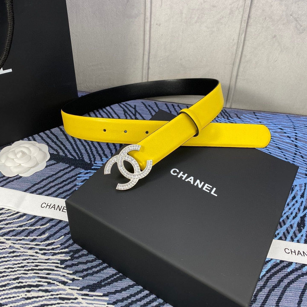CHANEL 25S BELT 30 MM IN YELLOW CALFSKIN WITH SILVER HARDWARE 615096