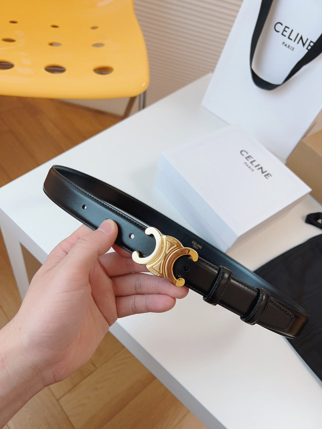 CELINE 25S TRIOMPHE BELT 25MM IN BLACK CALFSKIN GOLD HARDWARE 580705