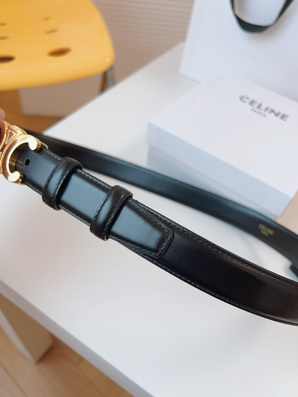 CELINE 25S TRIOMPHE BELT 25MM IN BLACK CALFSKIN GOLD HARDWARE 580705
