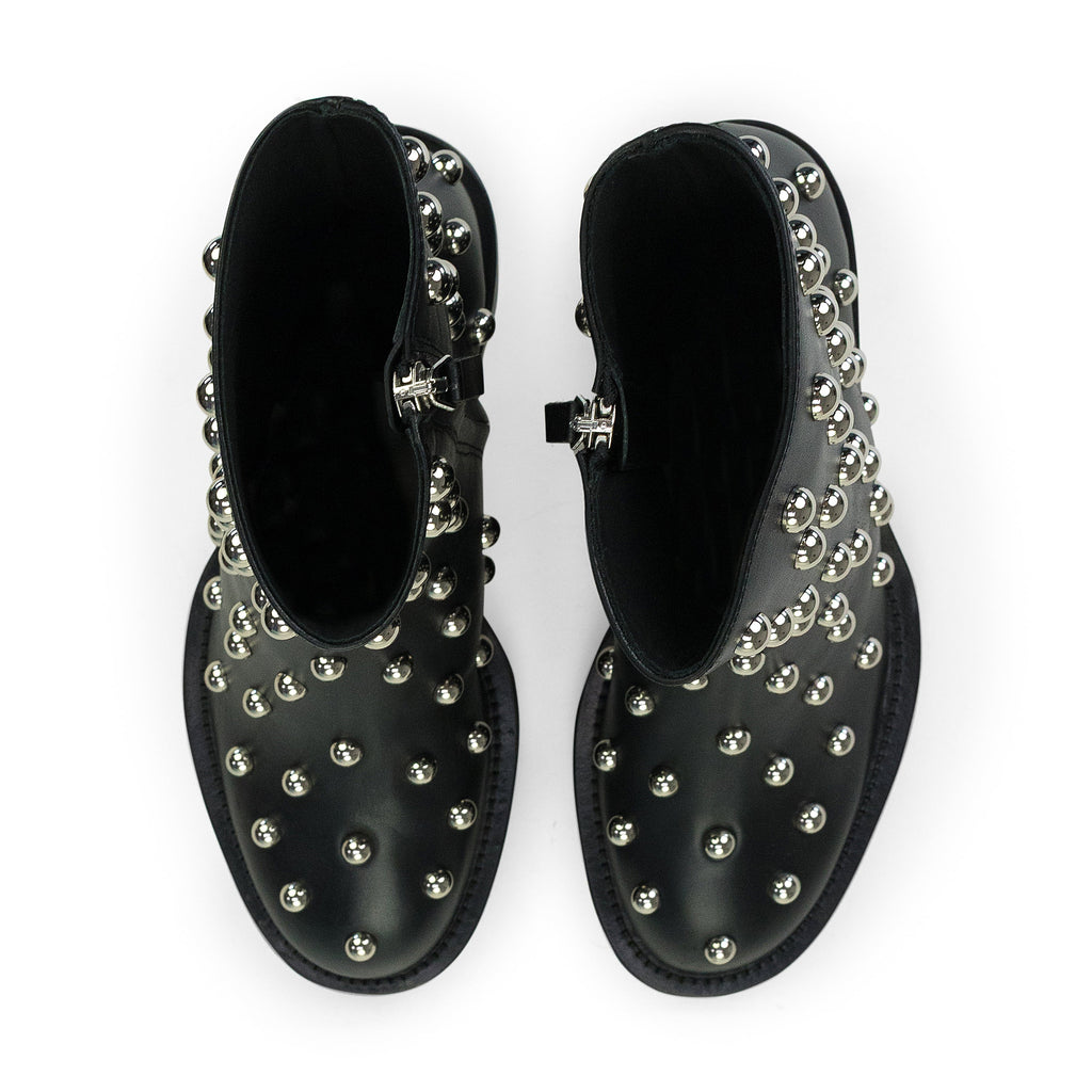 BLACK/SILVER ZIPPEES AVEC CLOUS ANKLE BOOTS
