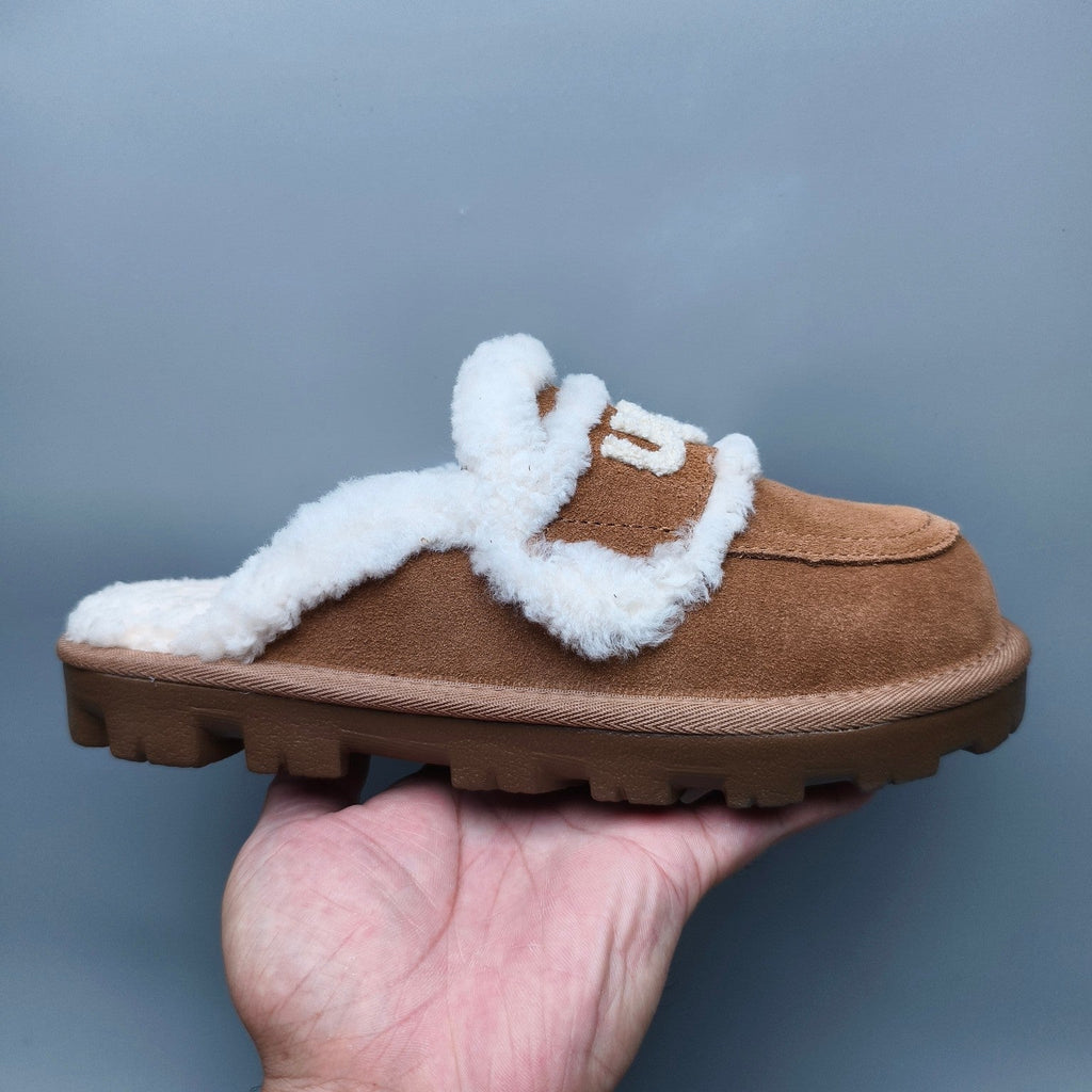 Chestnut Fluffy Big Logo Casual Slippers — New Arrival | In Stock
