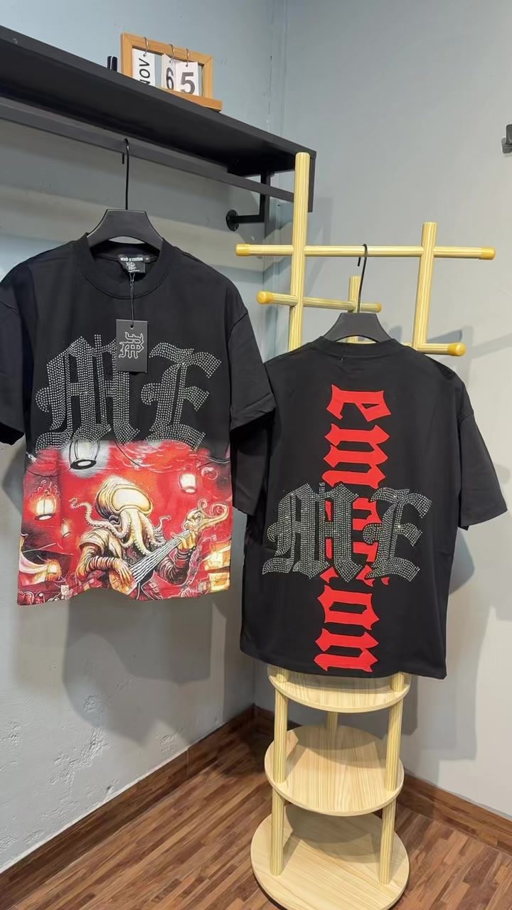 MIXED EMOTION Octopus Graphic Short-Sleeve T-Shirt