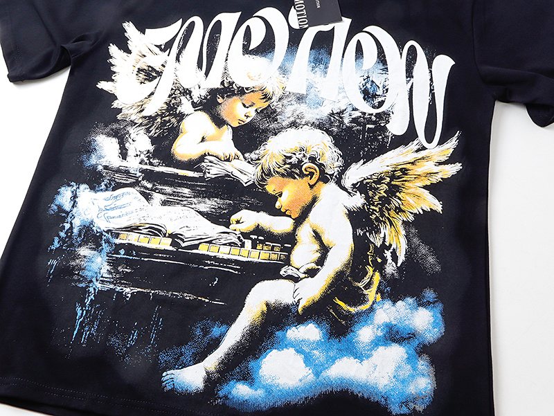 MIXED EMOTION Cherub Graphic T-Shirt