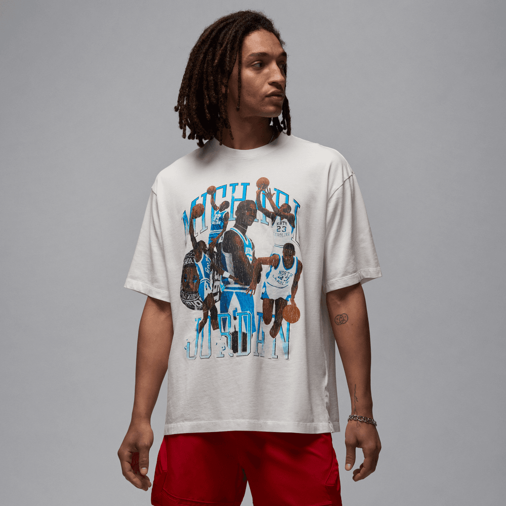 Air Jordan Flight Essentials Graphic Tee