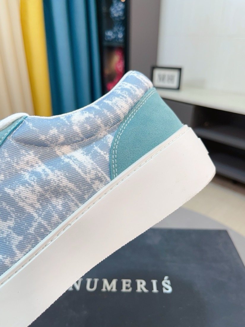 NUMERIS Men's Turquoise Patterned Low-Top Sneakers