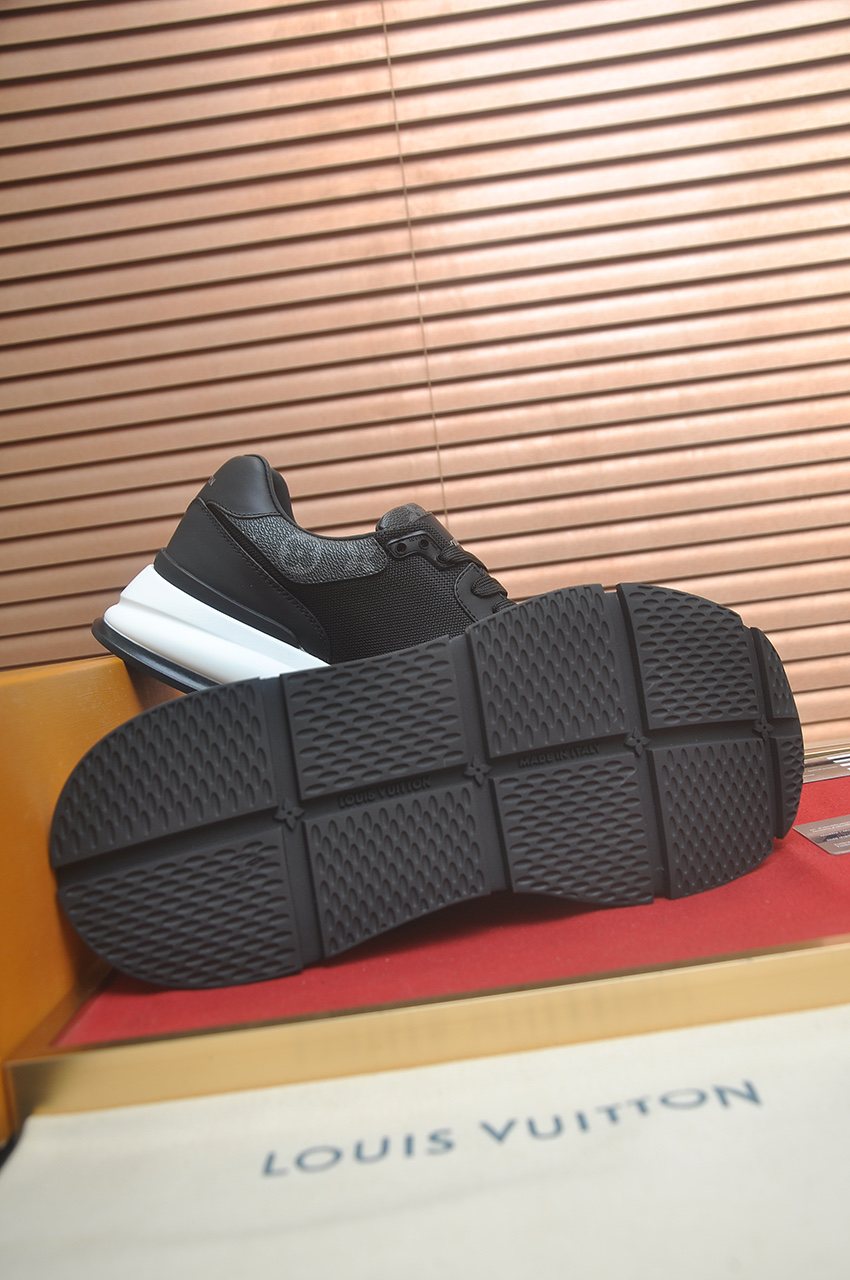 Louis Vuitton Black Leather Low-Top Sneakers
