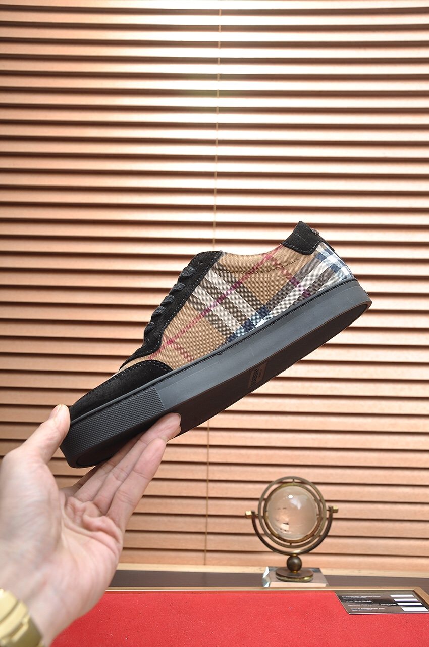Burberry Tan Plaid Low-Top Sneakers - Tan Plaid Panel Design