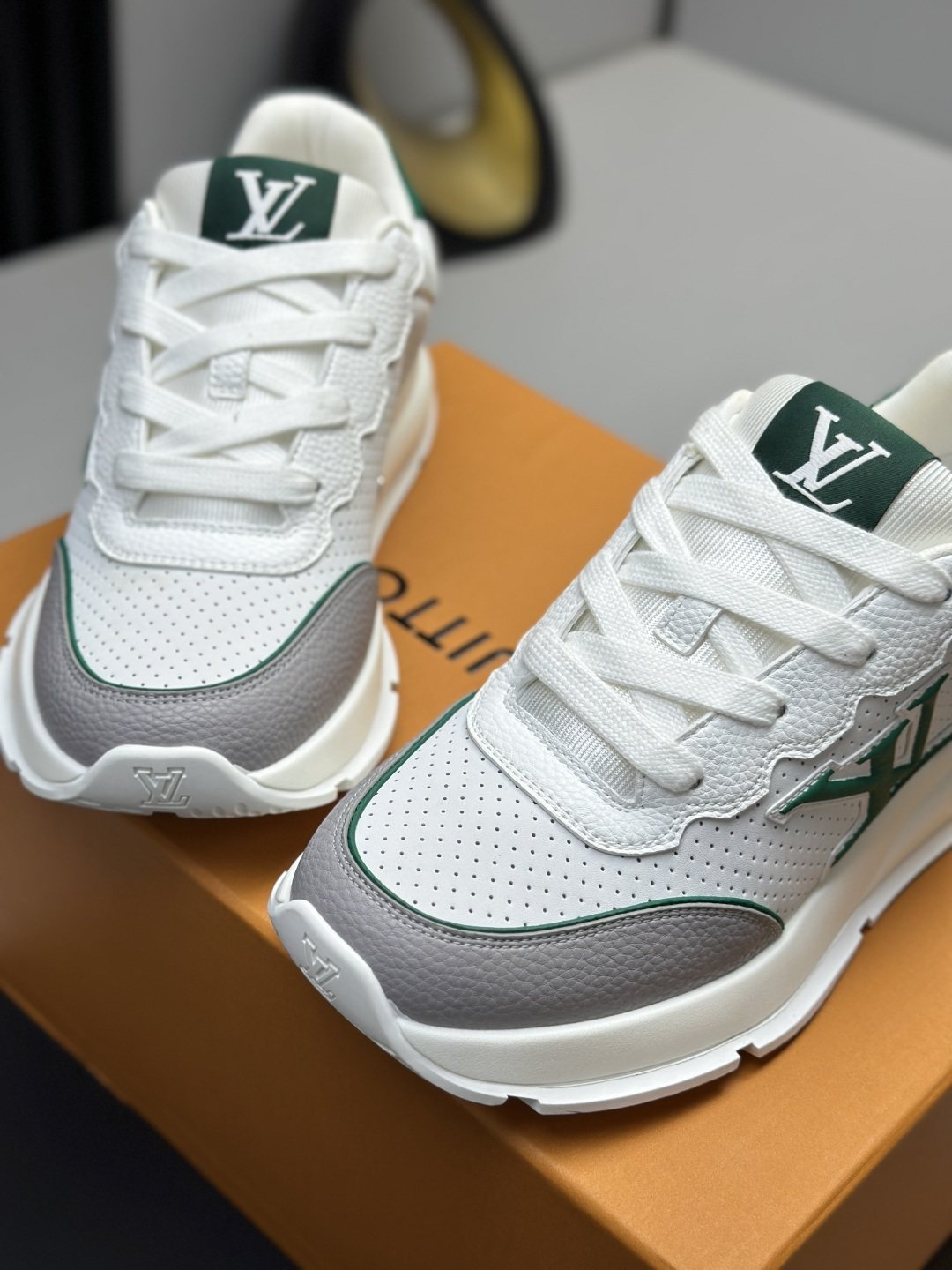Louis Vuitton Low-Top Lace-Up Sneakers