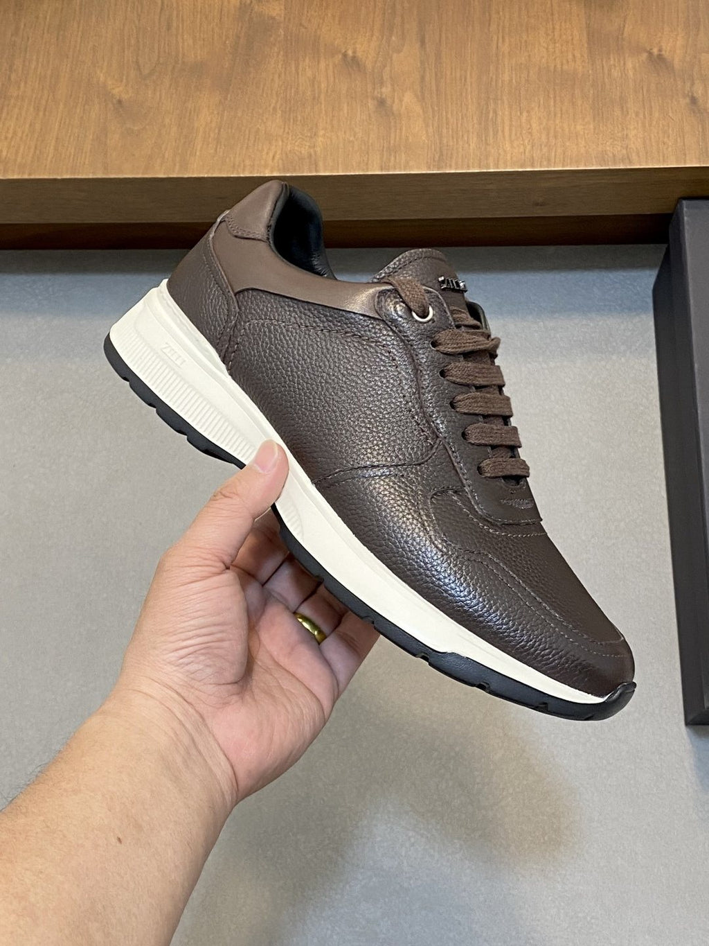 Zilli Men's Stitched Low-Top Sneakers - Rounded Toe