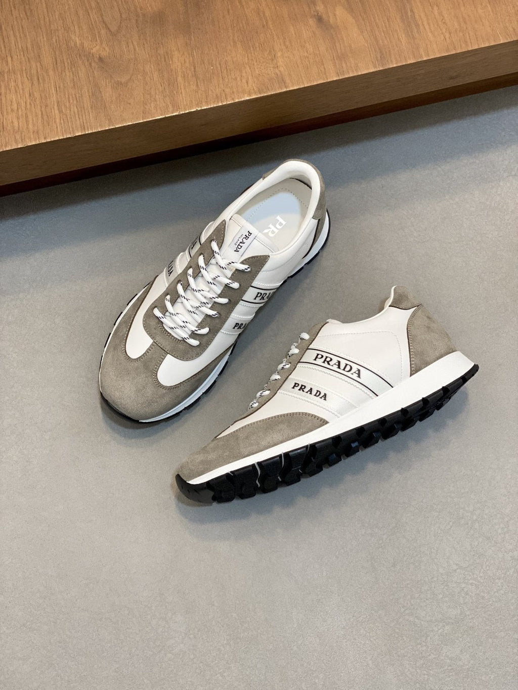 Prada Men's Color-Block Low-Top Sneakers