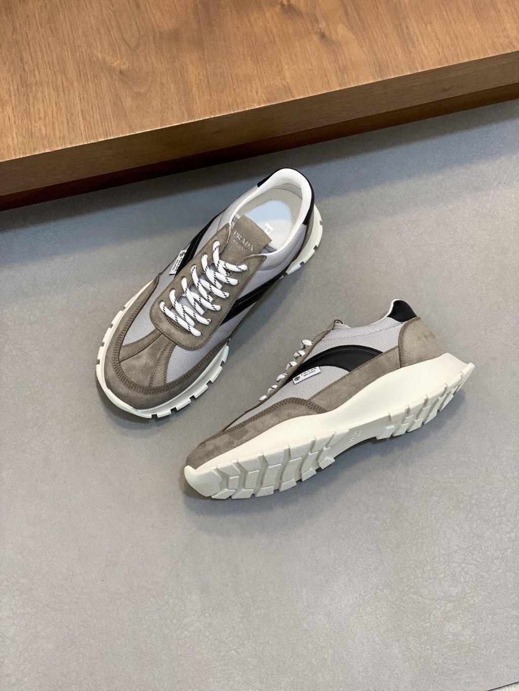 Prada Men's Color-Block Low-Top Sneakers