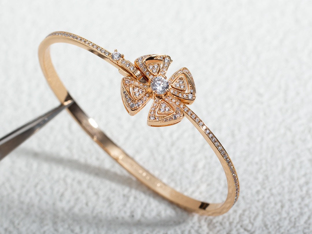 Bvlgari FIOREVER DIAMOND PINK GOLD BRACELET
